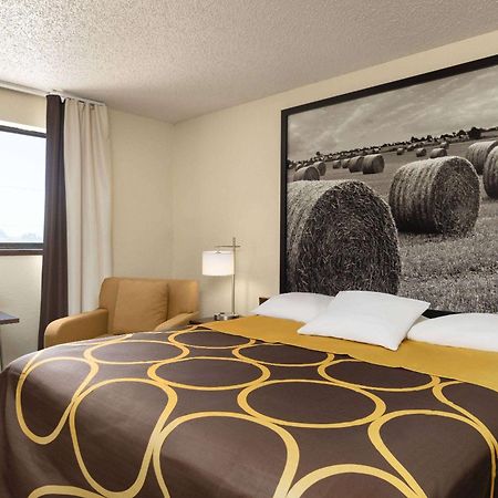 Super 8 By Wyndham Dodge City Exteriér fotografie