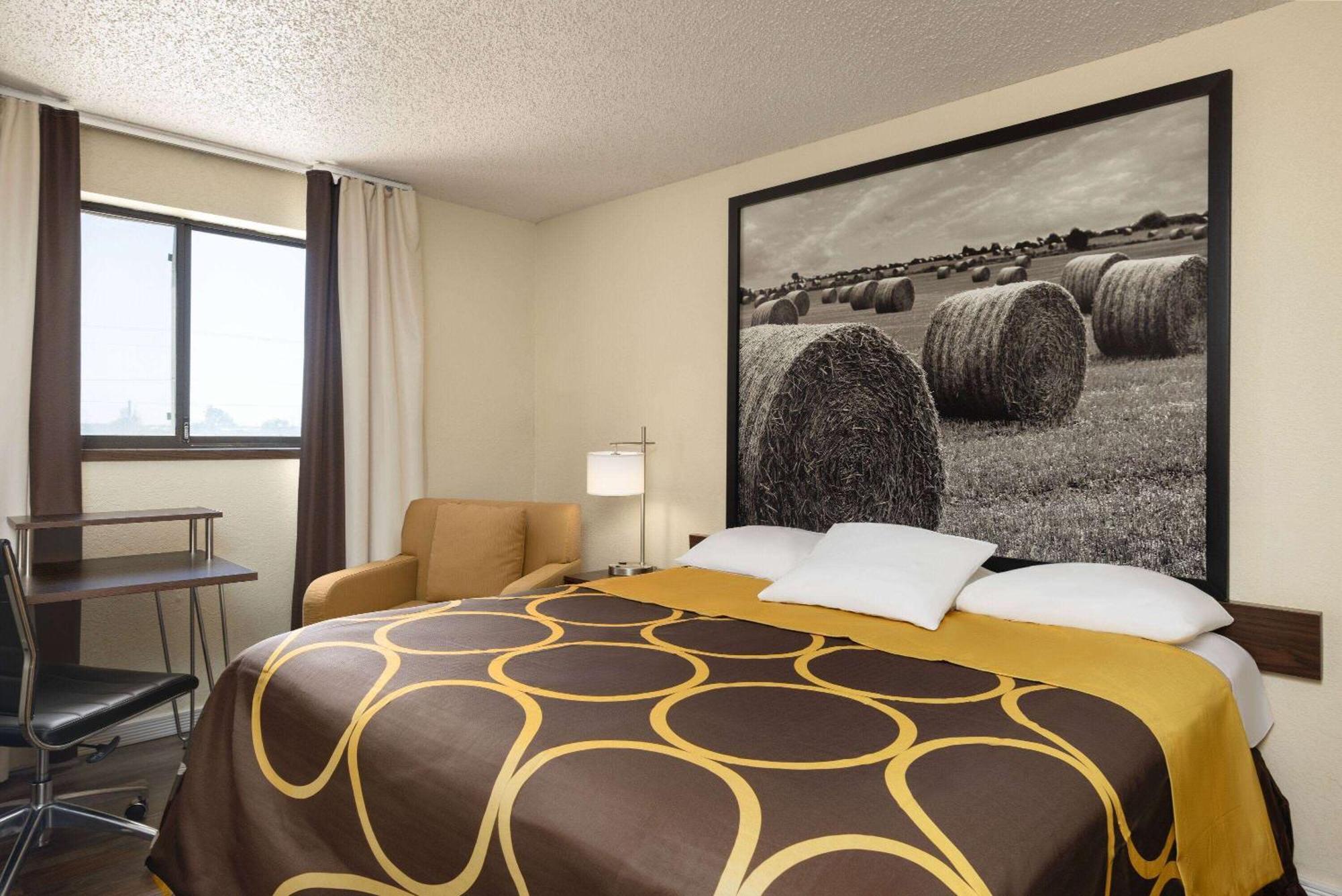 Super 8 By Wyndham Dodge City Exteriér fotografie